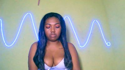 Jully03 live cam on Cam4