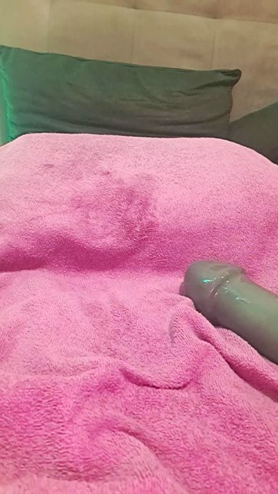 Julou33 live cam on Cam4