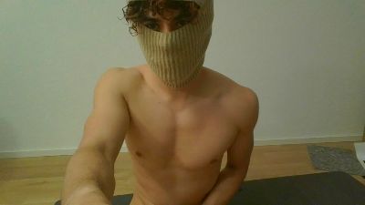Jultranhot live cam on Cam4