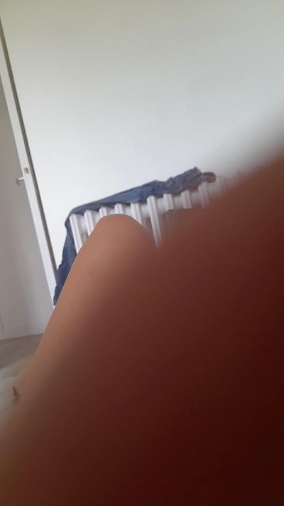 Julyenzo live cam on Cam4
