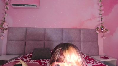 JungMil live cam on Cam4