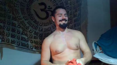 Jungle_Master live cam on Cam4
