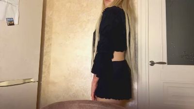 JunieKaton live cam on Cam4