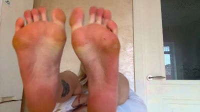 JunieKaton live cam on Cam4