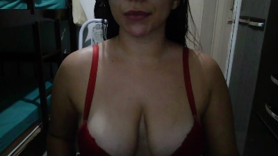JuscyA1 live cam on Cam4