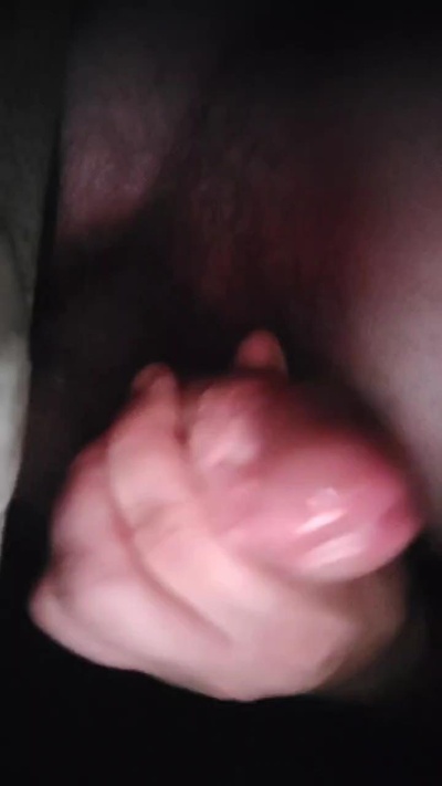 JustVaade live cam on Cam4
