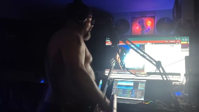 Justinthime live cam on Cam4