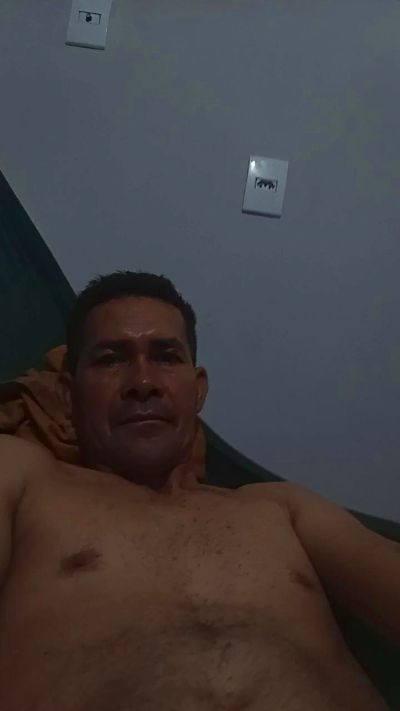 Juvenil32 live male webcam from Brazil