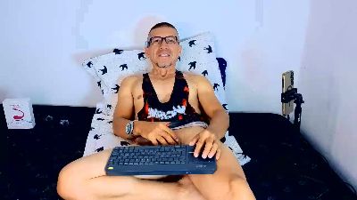 KALE19 live cam on Cam4