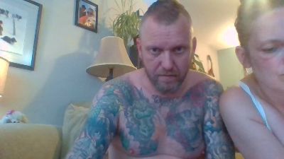 KD1983HOTPOCKET live cam on Cam4