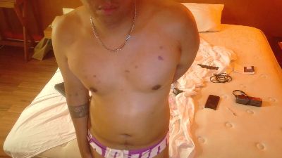 KEVINroku live cam on Cam4