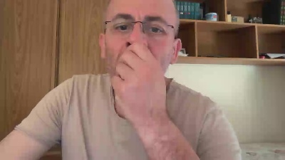 KOUROSBOY live cam on Cam4