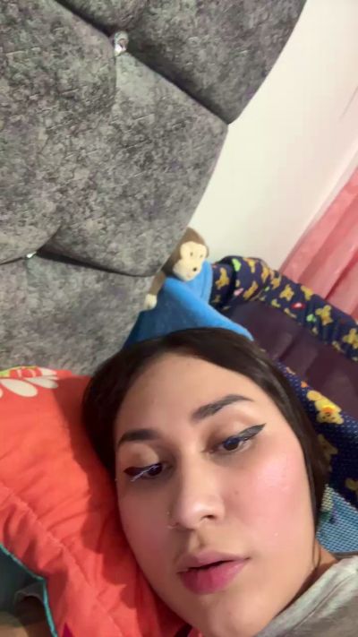 KYLIE_PREGNAT live cam on Cam4