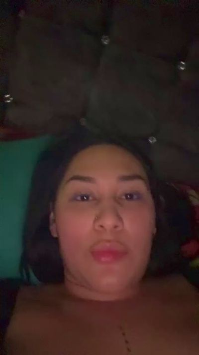 KYLIE_PREGNAT live cam on Cam4