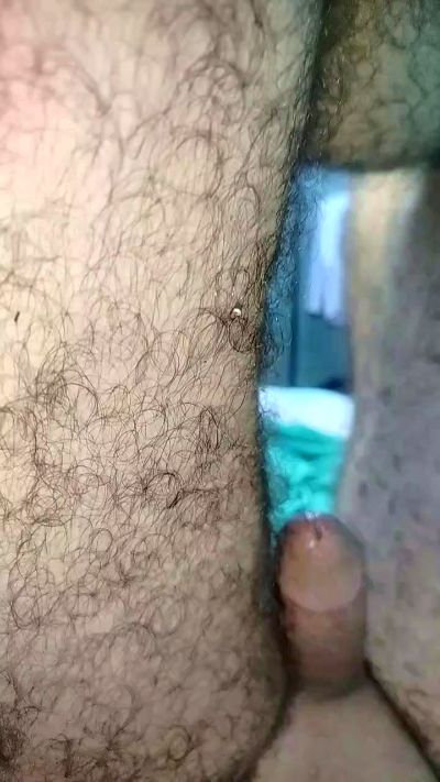 Kadoo105 live cam on Cam4