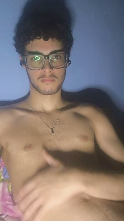 Kael654769 live cam on Cam4