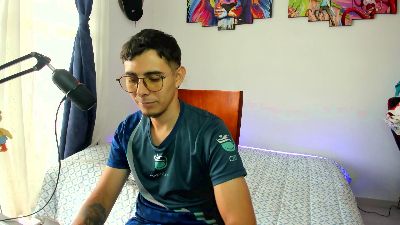 Kaelvale live cam on Cam4