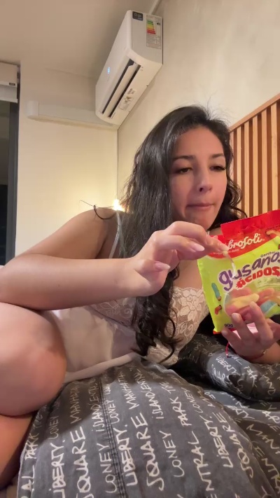 KaiaStore live cam on Cam4