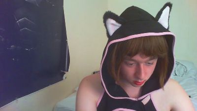 Kaifemboy7 live cam on Cam4