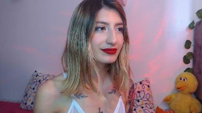 Kaii_ live cam on Cam4