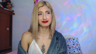 Kaii_ live cam on Cam4