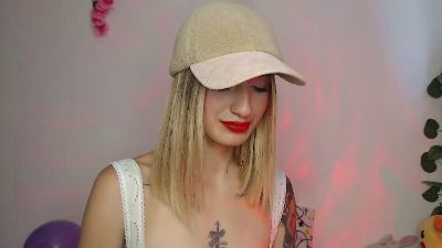 Kaii_ live cam on Cam4