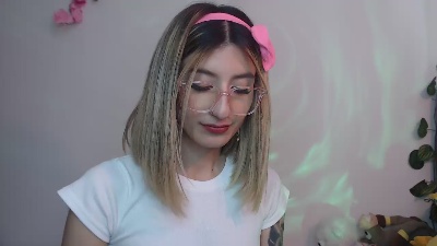 Kaii_ live cam on Cam4