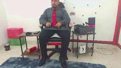 KalethBigDick88 live cam on Cam4