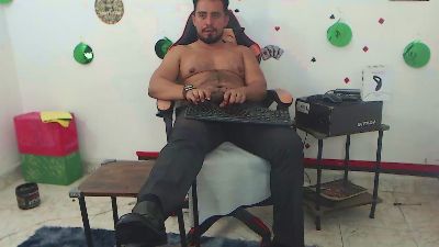 KalethBigDick88 live cam on Cam4
