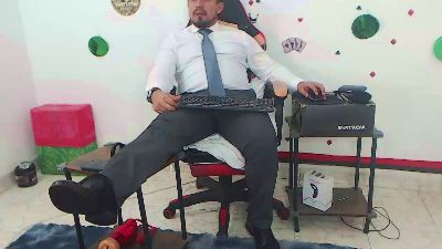 KalethBigDick88 live cam on Cam4