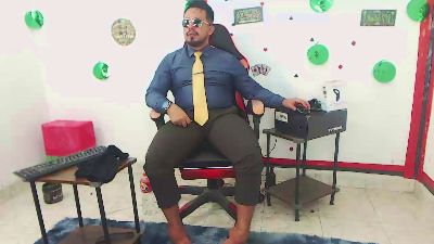 KalethBigDick88 live cam on Cam4