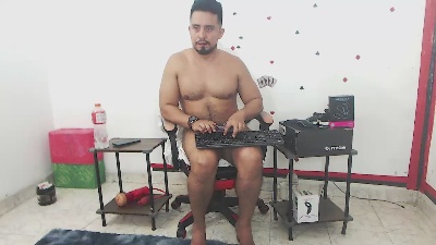 KalethBigDick88 live cam on Cam4