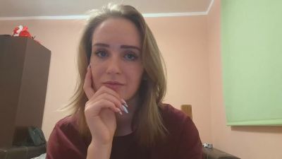 KaleyMizee live cam on Cam4