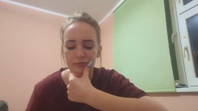 KaleyMizee live cam on Cam4