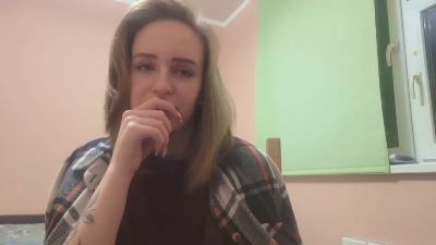 KaleyMizee live cam on Cam4