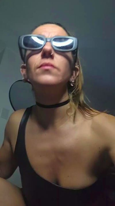KaliNohir live cam on UnifiedCams