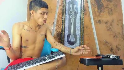 Kalvin_c live cam on Cam4