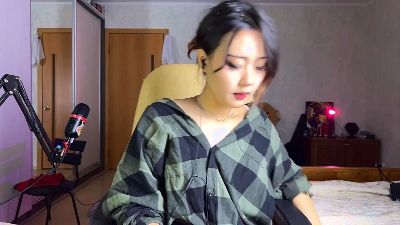 KamBranen live cam on Cam4