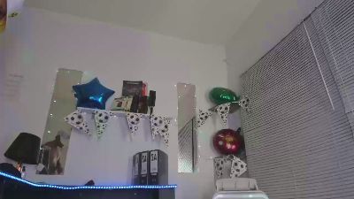 Kamadeva4 live cam on Cam4