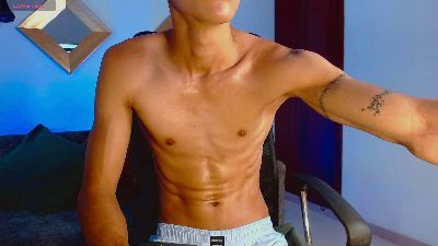 KamiSuarez live cam on Cam4