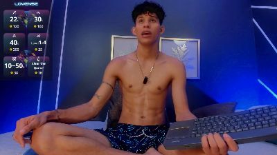 KamiSuarez live cam on Cam4