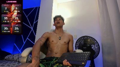 KamiSuarez live cam on Cam4