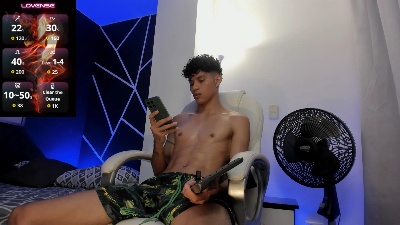 KamiSuarez live cam on Cam4