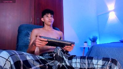 KamiSuarez live cam on Cam4