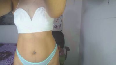 KamileLatin live cam on Cam4