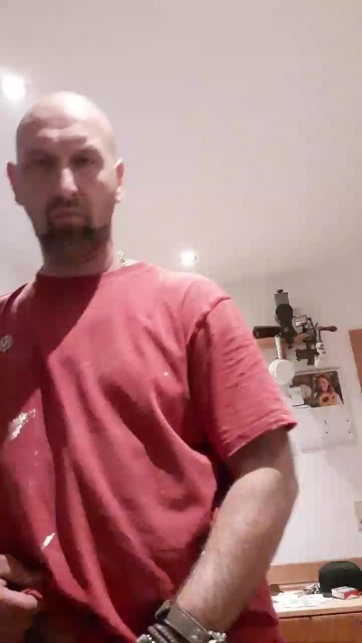 Kammikazze88 live cam on Cam4