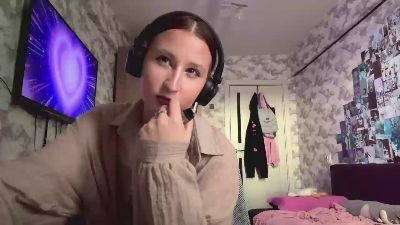 KanishaStabile live cam on Cam4