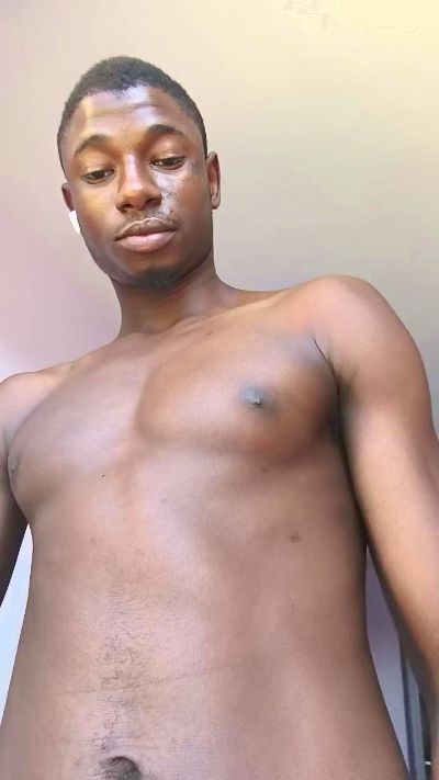 Karagajunyor28 live cam on Cam4