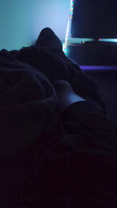 Karagajunyor28 live cam on Cam4