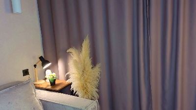KarenLowe live cam on Cam4